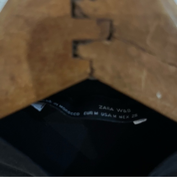 Zara tees long sleave black and gold medium - Picture 2 of 4